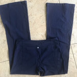 Women’s Lululemon Navy Flare Yoga Pants Size 8